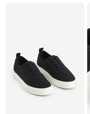 H&М nuove sneakers nere /