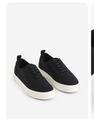 Nuove sneakers nere - nere, /