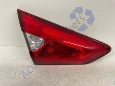 NISSAN Pulsar C13 14 - Fanale