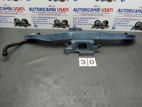 Calandra superiore nissan - calandra,