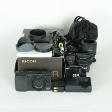 RICOH GR DIGITAL II |