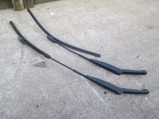 Coppia bracci tergicristallo - bracci,