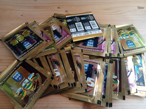 Lotto 100 bustine panini fifa - bustine,