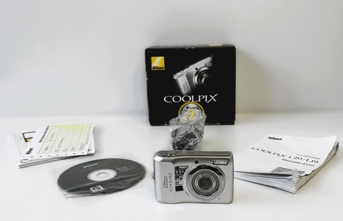 Fotocamera digitale compatta