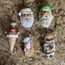 Ornamenti natalizi dipinti a