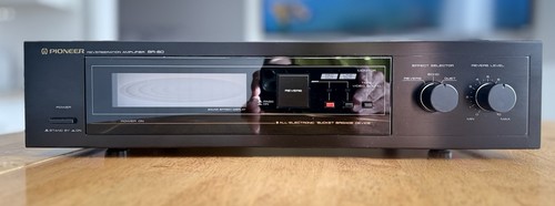 Amplificatore riverbero stereo
