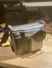 Sony Mavica MVC-FD7 - Floppy Disk Camera Con Accessori