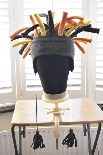 Cappello dread locks - locks, in