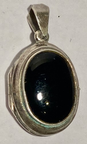 Pendentif médaillon porte - pendentif,