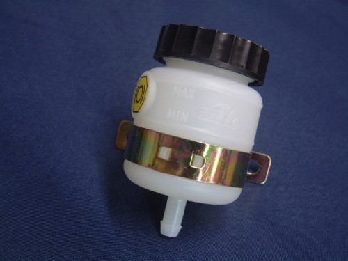 Serbatoio liquido freni