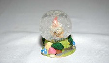 Palla sfera di vetro con la neve acqua per ornamento souvenir collezione natale