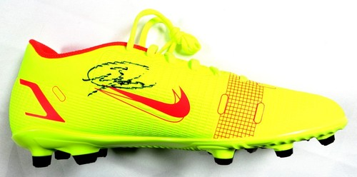 Scarpa tacchetta calcio