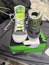 Nike Blazer Mid '77 UO Grigio