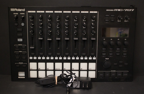 Roland 707 groovebox - roland,