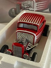 ACME 1/18 '32 Ford 3W Coupè