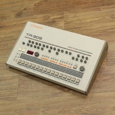 Roland TR-909 Compositore di
