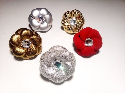 Anello fiore con - con, cristallo