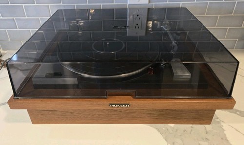 1970s pioneer turntable - pioneer, pl-50