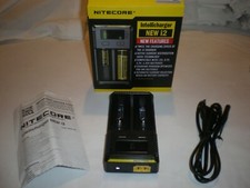 Caricabatterie Nitecore New I2 - Batterie Li-IOn/IMR/LiFePO4/Ni-Mh - 2 posti