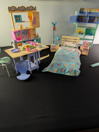 Rara barbie all - rara, around