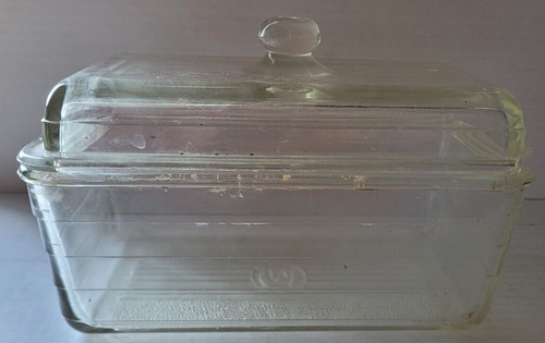 Antico frigorifero vintage