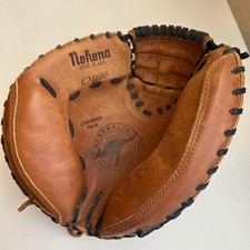 Nokona CM600 Guantone da