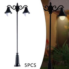 5/Set Modello di Lampada di