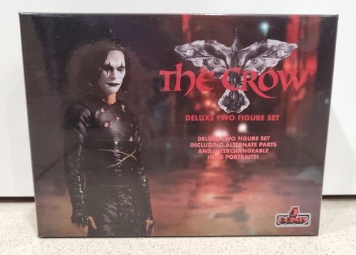 Mezco toys the crow - mezco,