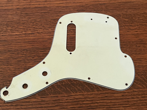 Battipenna basso fender - battipenna,