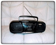 RADIO SHARP "2 CASSETTE" BELLA