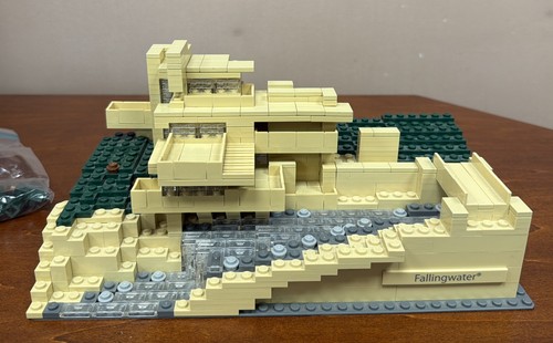 Lego architecture 21005 - lego,