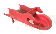 ANTICA CARRIOLA A FORMA DI