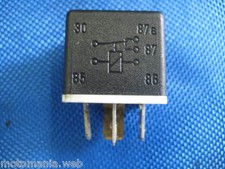 Triumph Sprint ST 1050 Triumph 955 1050 Relè Relay 