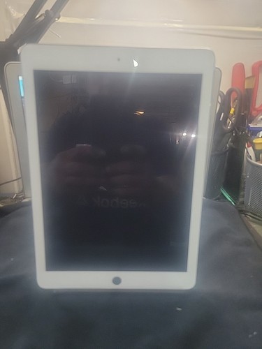 Apple ipad 5th generation 32gb - generation,