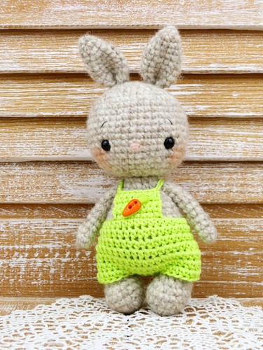 Coniglietto amigurumi