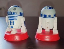 STAR WARS PERSONAGGI 3D CON LUCE  "R2-D2"   E   "DARTH VADER" NUOVI 