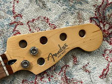 Fender Player Jazz basso manico a V 5 corde