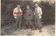 soldato tedesco con uomini di