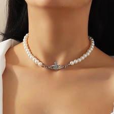Elegant Pearl Beaded Choker
