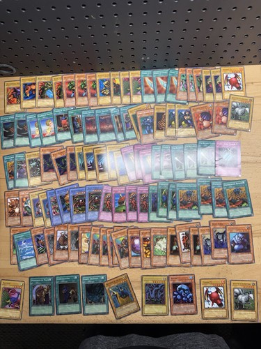 Binder danneggiato bent yugioh - binder,