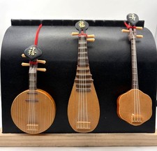 Set di 3 strumenti a corda