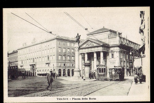 Trieste piazza della borsa - trieste.,