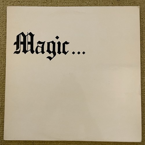 Magic covers signed - lp,