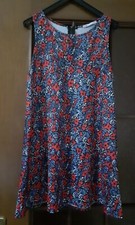 Zuiki abitino a fiori