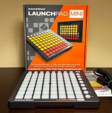 NOVATION LAUNCHPAD MINI con scatola, cavo USB, manuale e adesivi