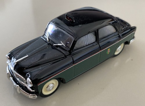 Fiat 1400 taxi brumm - b, 1/43