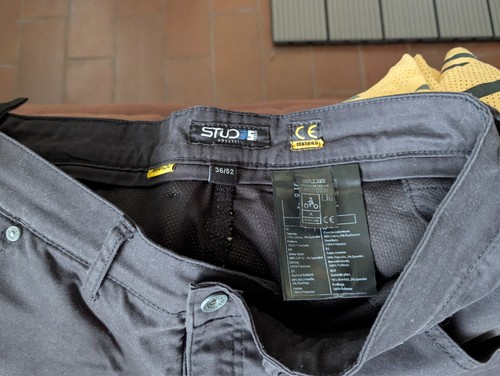 Pantaloni boston man - pantaloni, cee