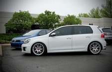 V look Sideskirts addons /