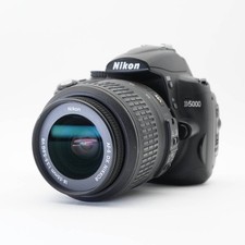 Nikon D5000 / Nikon AF-S