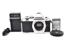 Olympus OM-D E-M10 Mark II